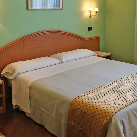 ル ヴィル モデナ