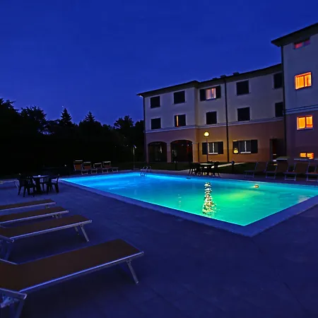 ホテル ル ヴィル 4*