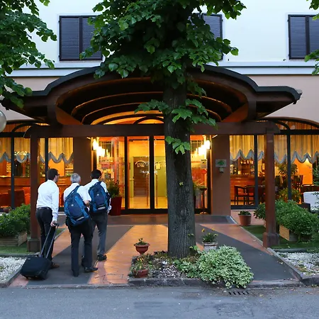 ル ヴィル モデナ