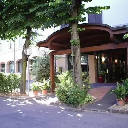 ル ヴィル モデナ