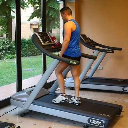 ル ヴィル ホテル 4*