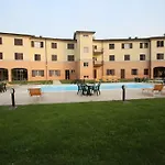 Le 4*