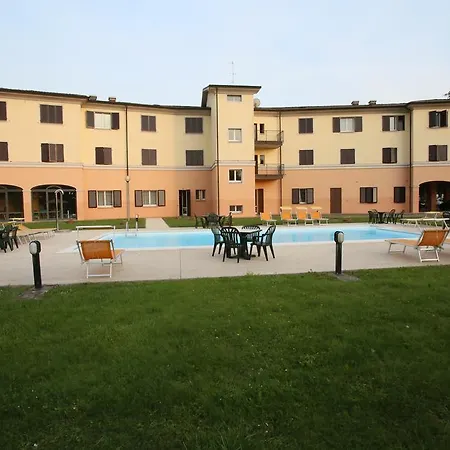 Le 4*