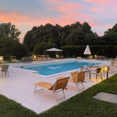 Le Szálloda 4*