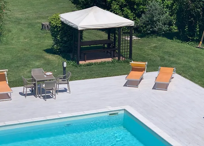 Hotel Le Ville Hotel 4*