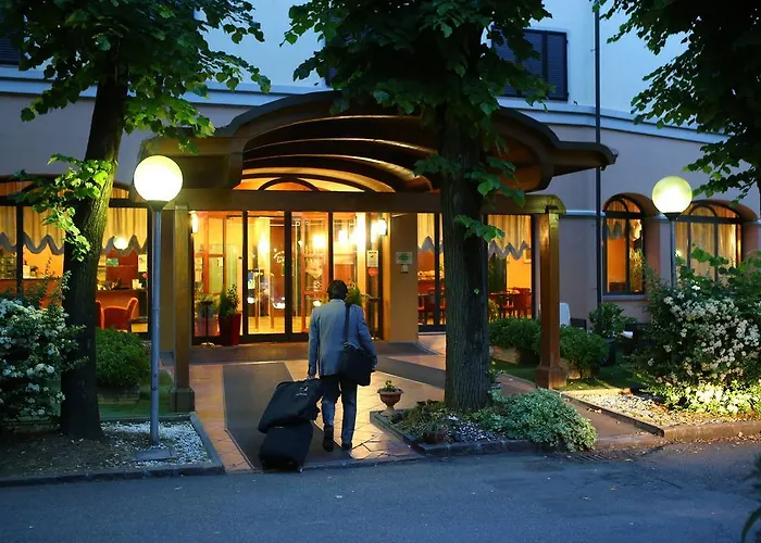 Hotel Le Ville Modena