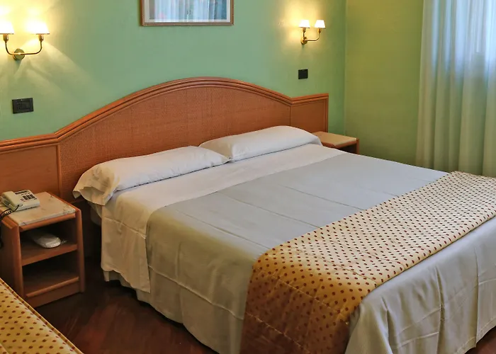 Hotel Le Ville Modena