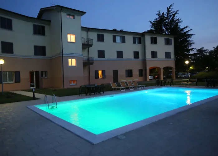 Hotel Le Ville Hotel 4*