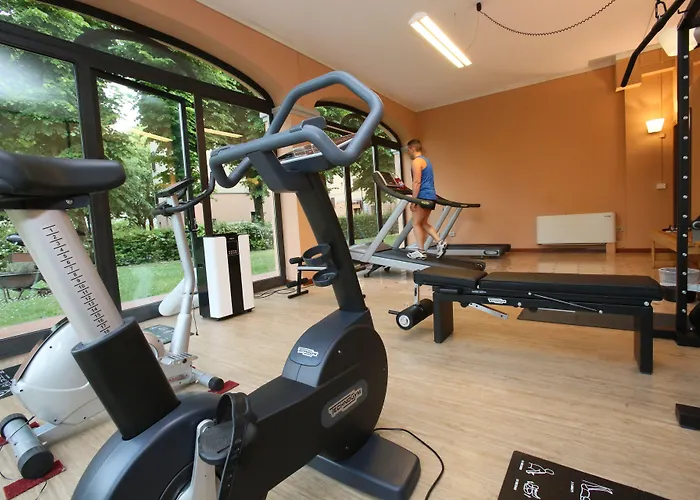 Hotel Le Ville 4* Modena