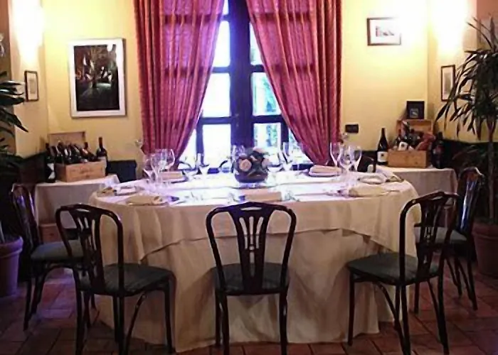 Hotel Le Ville Hotel